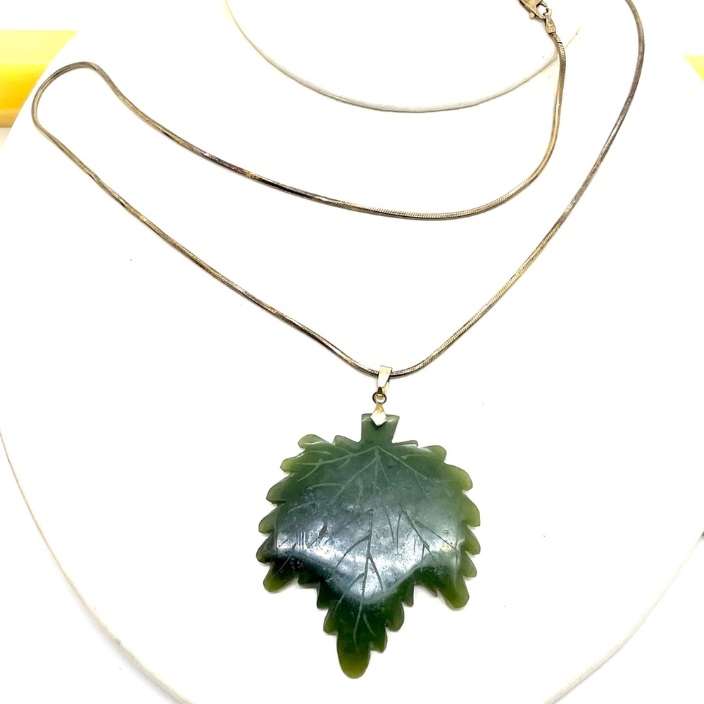 Sterling Box Chain Jade Necklace